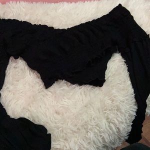 Shoulder off and crop top